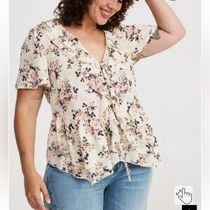 NWOT Torrid Top